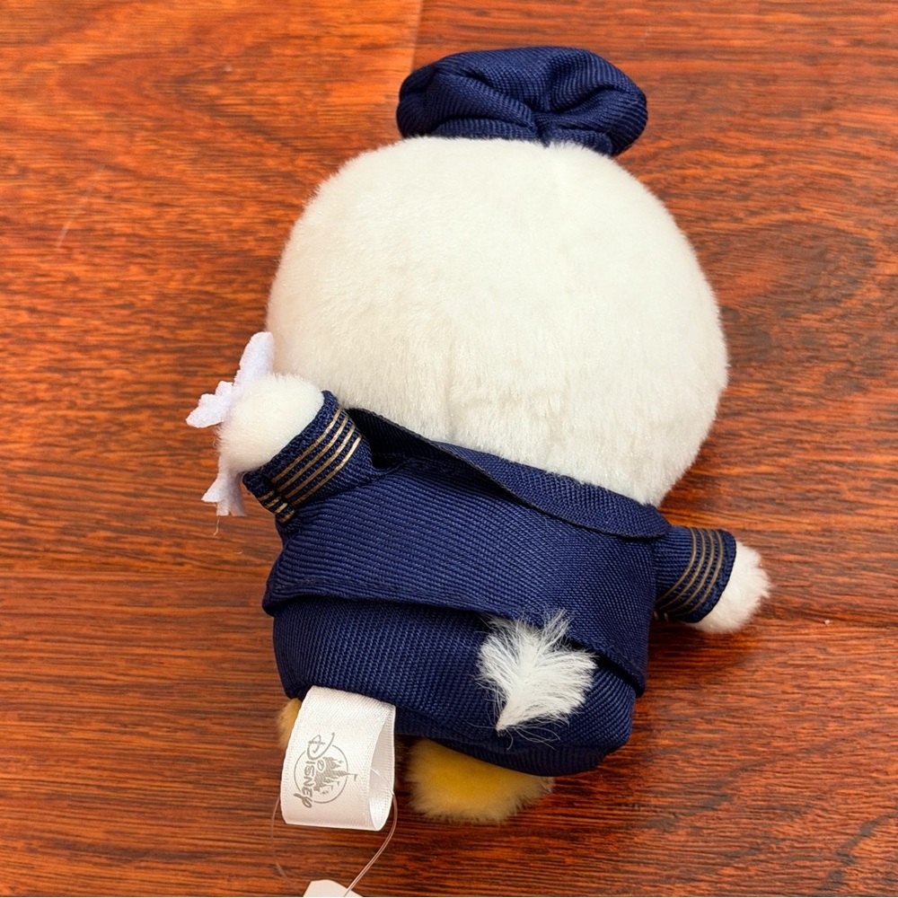 Disney Store Japan Pilot Donald Duck Urupocha Plush - Picture 6 of 8
